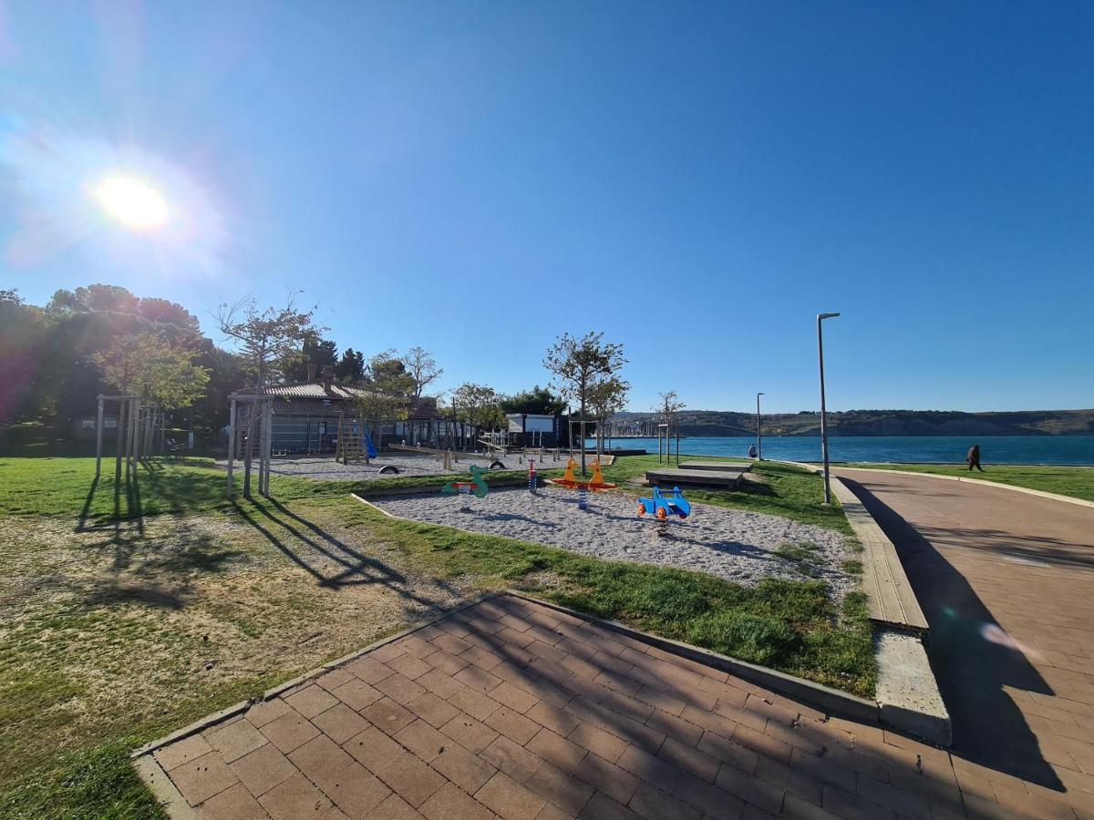 Apartma Sinitus Izola Εξωτερικό φωτογραφία