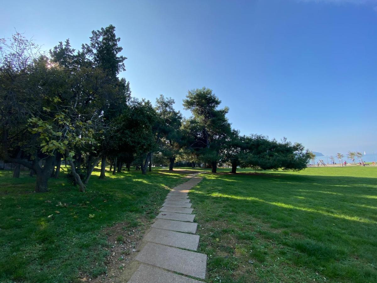 Apartma Sinitus Izola Εξωτερικό φωτογραφία